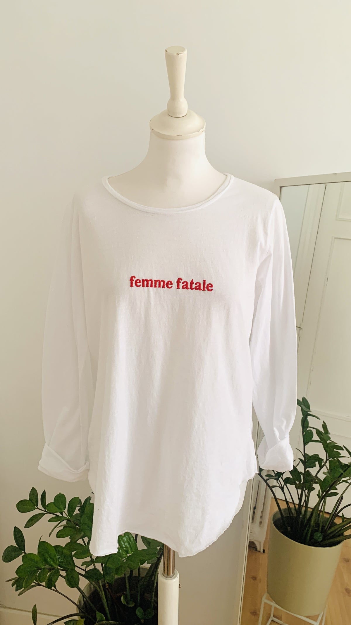 Camiseta Femme Fatale